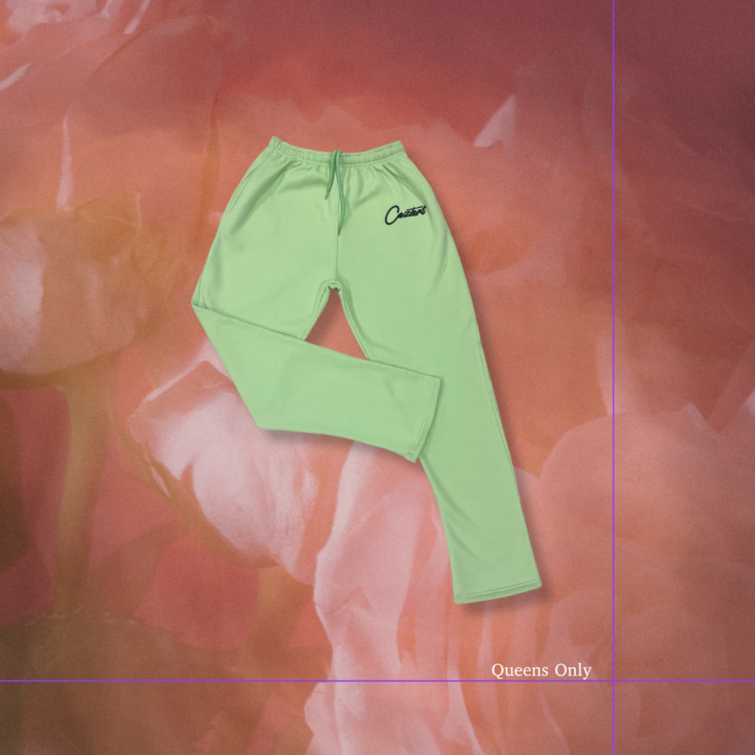 Éminence Grise Pantone Green Zip Sweatsuit